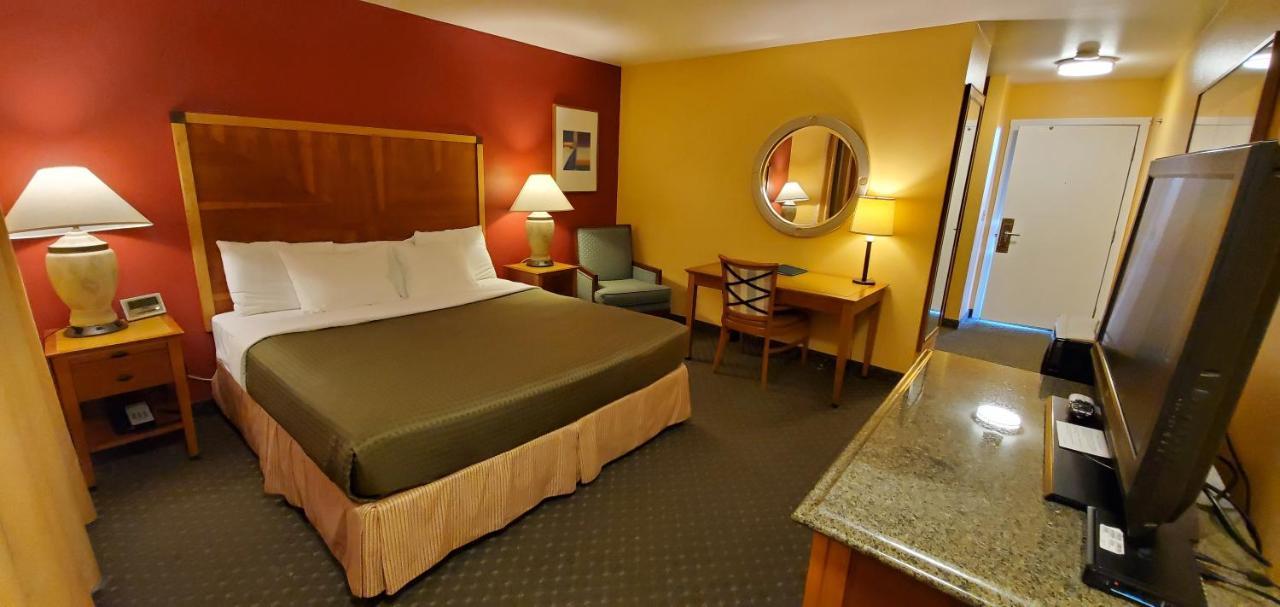 Olympic View Inn Скуим Екстериор снимка