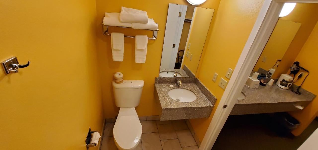 Olympic View Inn Скуим Екстериор снимка
