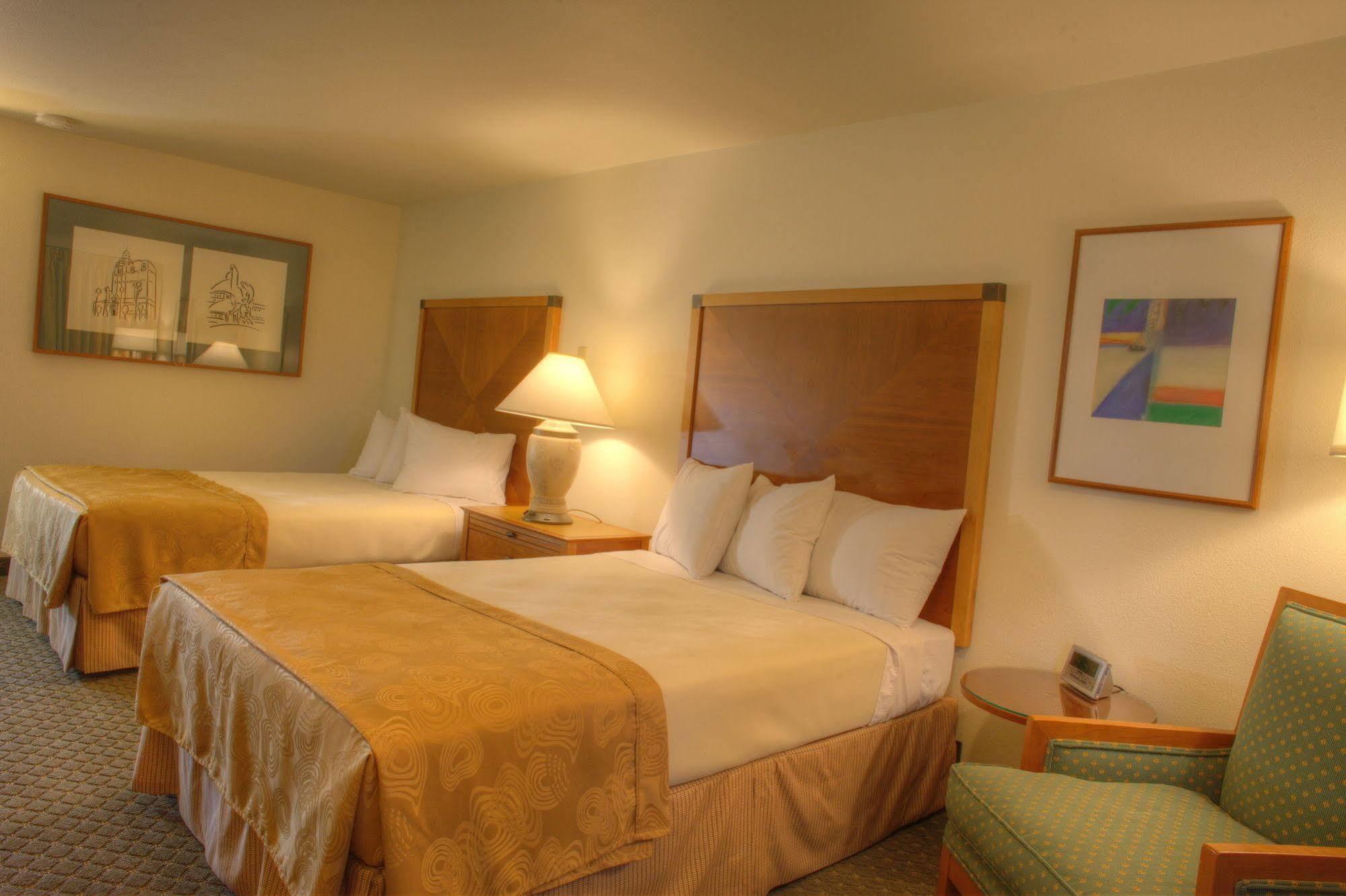 Olympic View Inn Скуим Екстериор снимка
